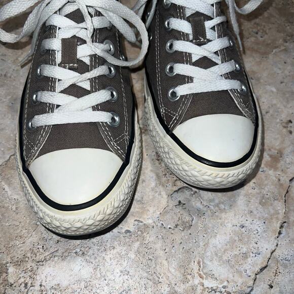 Converse Chuck Taylor All Star Sz 7W 5M Gray Canvas Low Top Shoes Sneaker Unisex - Picture 2 of 14